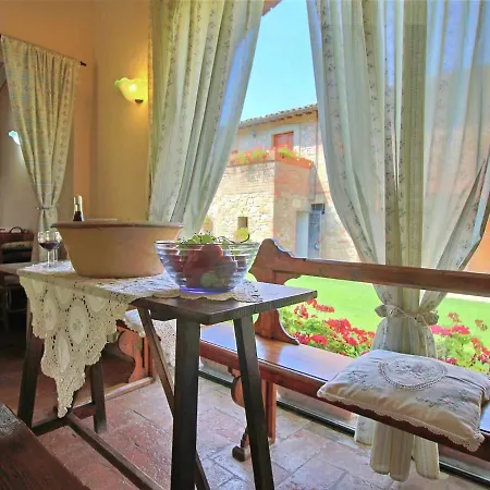 Сasa de vacaciones In With Pool And Sauna *