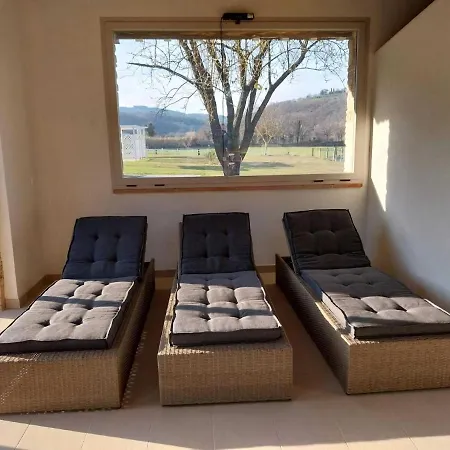 In With Pool And Sauna 度假居 *