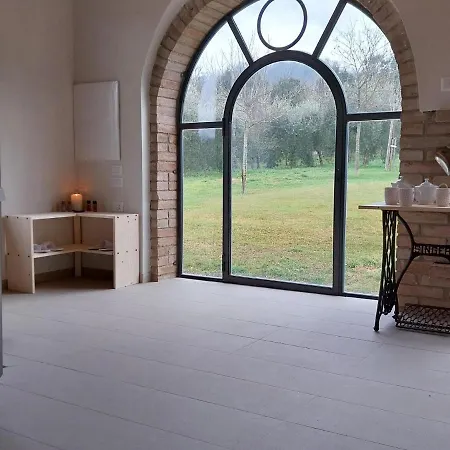 In With Pool And Sauna 托迪