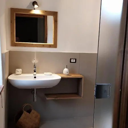 度假居 In With Pool And Sauna