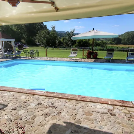In With Pool And Sauna Hébergement de vacances Todi