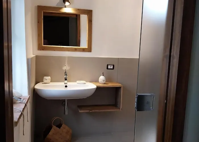 別荘 In With Pool And Sauna